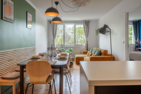 Spacious nest for 10 people